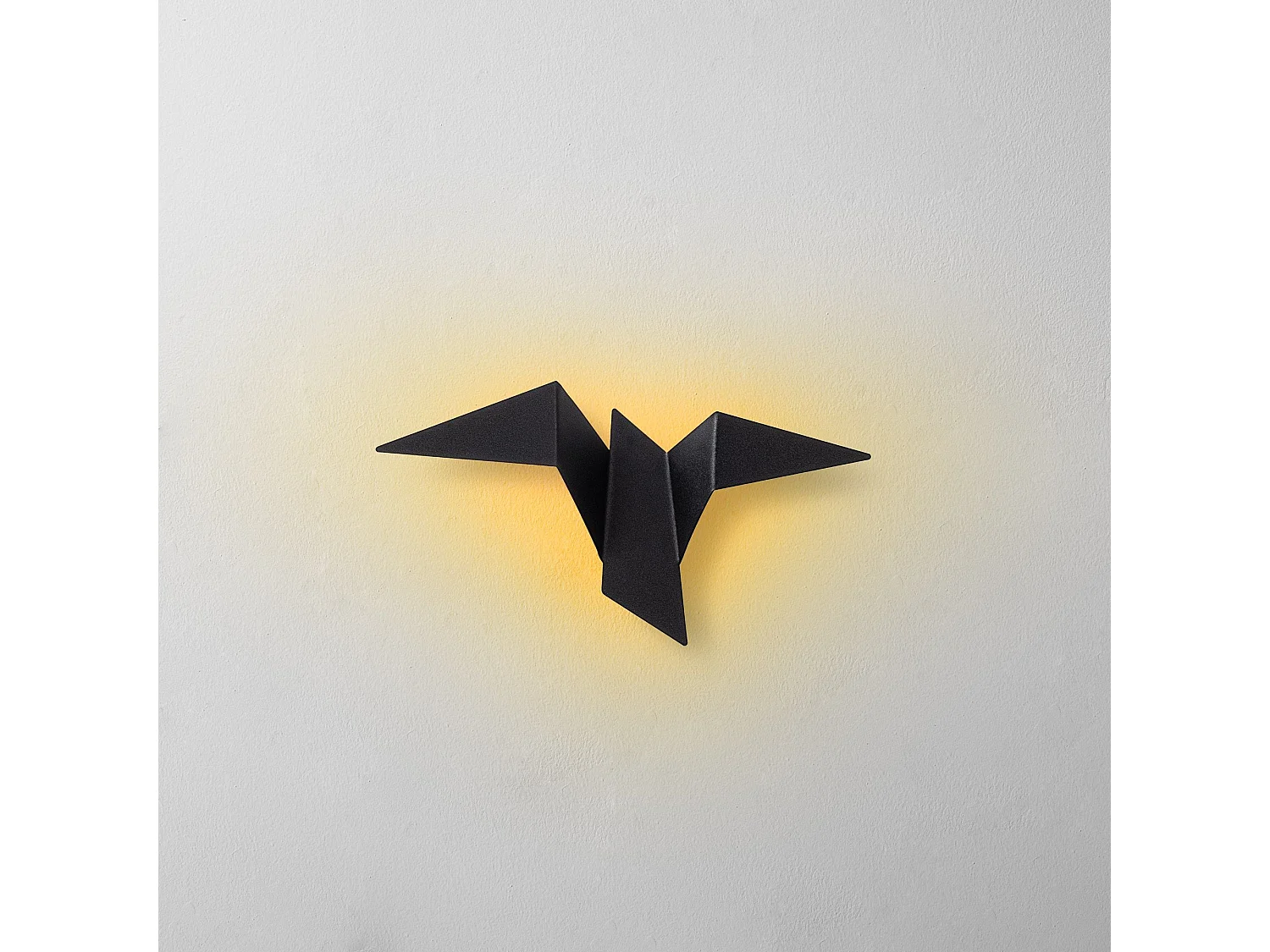 Candeeiro de Parede Moderno Pacalı 13500 - Estilo e Sofisticação