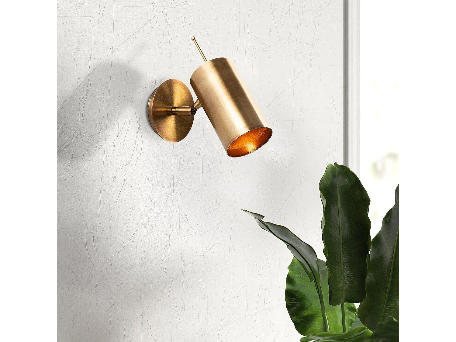 Candeeiro de Parede Kem - 6382: Elegância e Sofisticação para Sua Casa