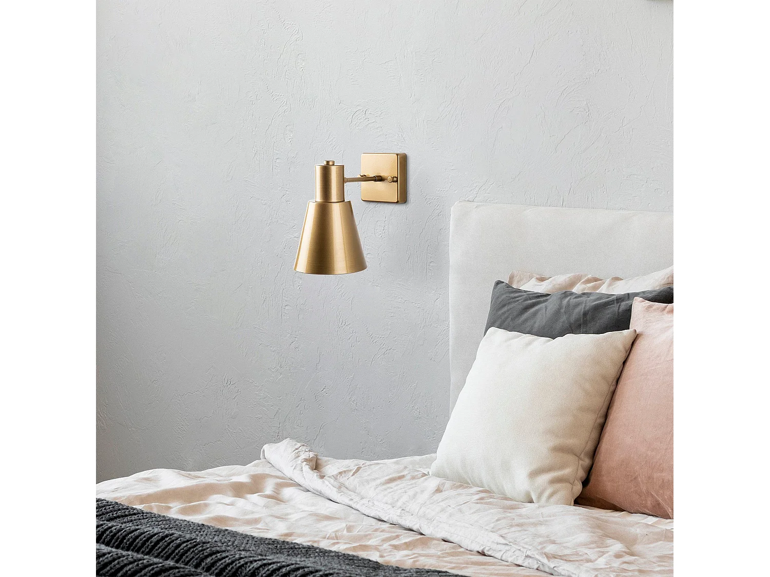 Applique murale 1 lampe style industriel Dunster Métal Or