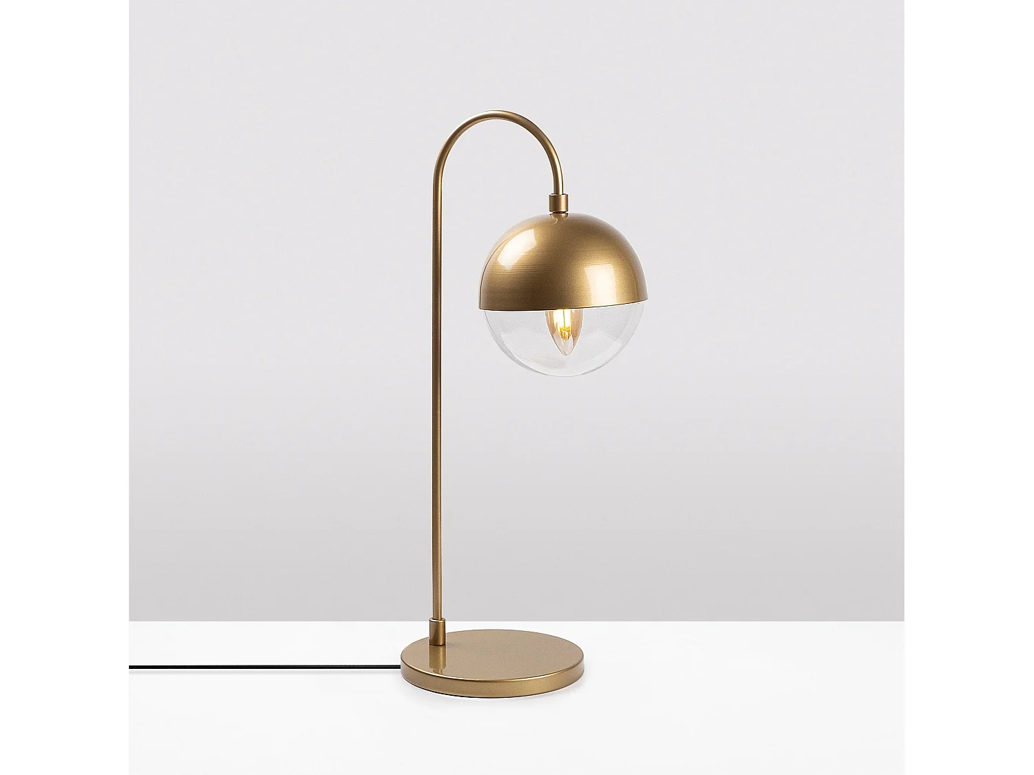 Candeeiro de Mesa Elegante Horn - 12201 em Cobre e Vidro