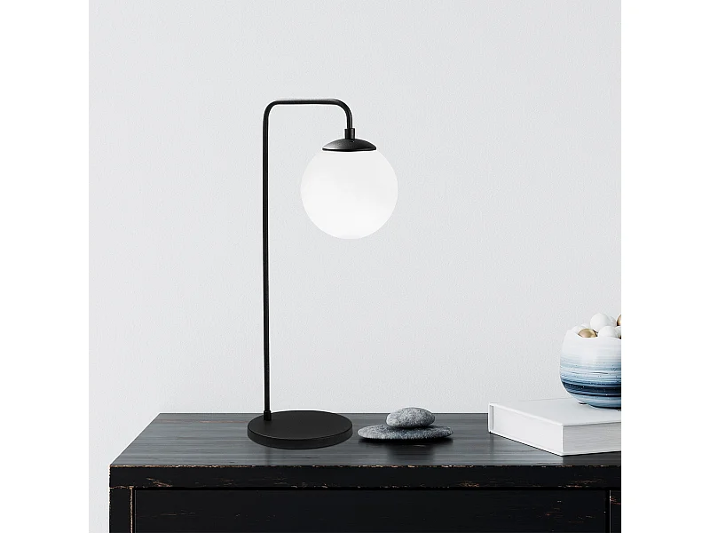 Candeeiro de Mesa Viran 10985 – Elegância e Modernidade para Sua Decoração