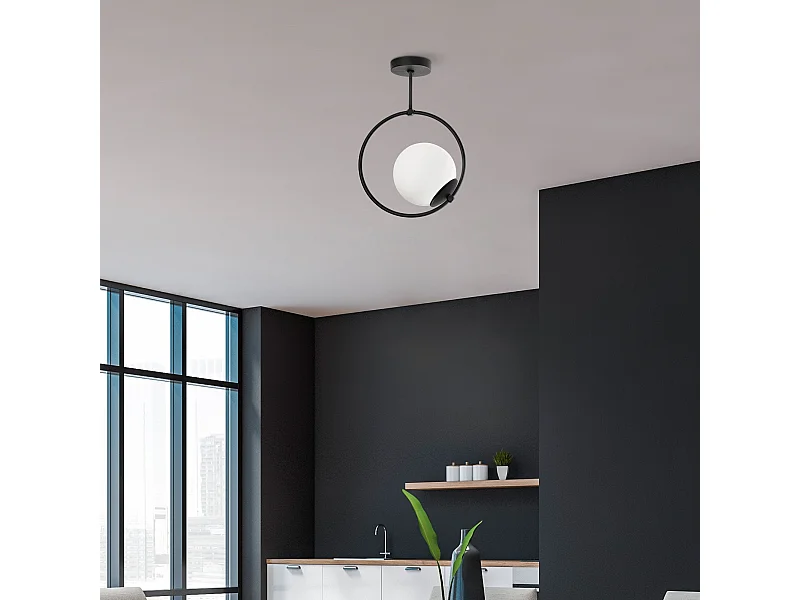 Candeeiro Elegante em Metal para Iluminação Sofisticada