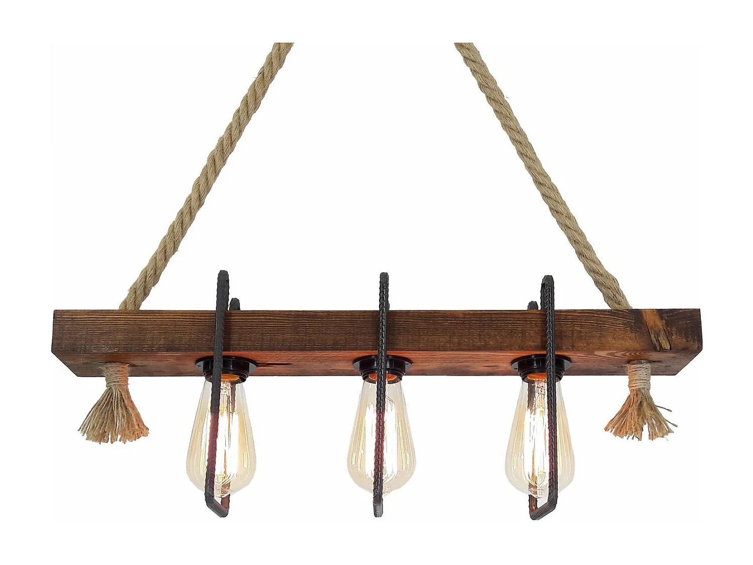 Candeeiro Artesanal em Pinho Maciço - Elegância e Durabilidade para o Seu Espaço