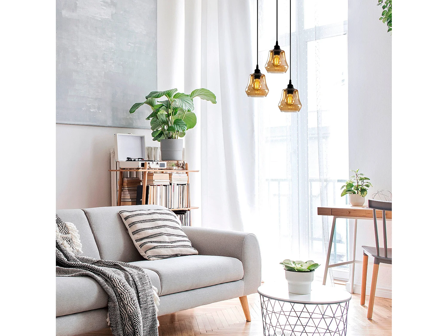 Candeeiro Dourado Elegante - Design Sofisticado para Todos os Ambientes