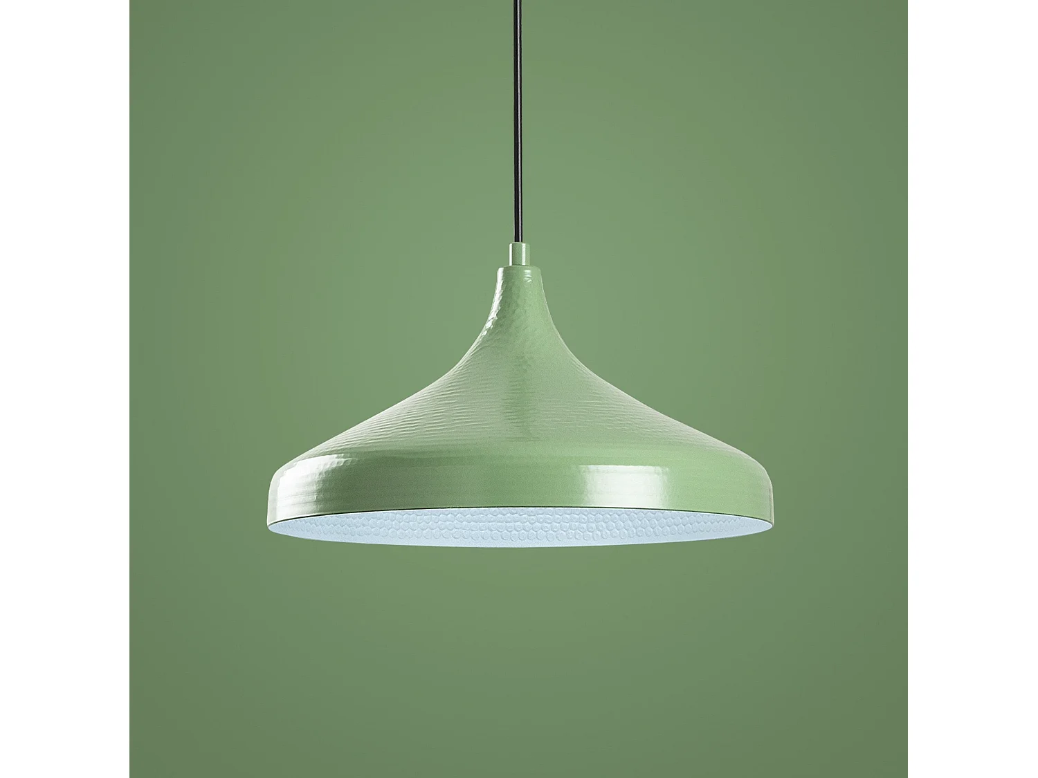 Candeeiro de Teto Mint - Elegância e Sofisticação para sua Casa