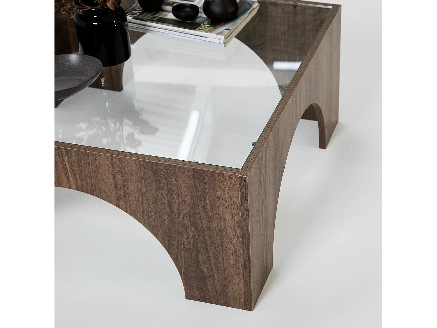 Table basse Vittina 80x80cm Bois foncé et Verre Transparent
