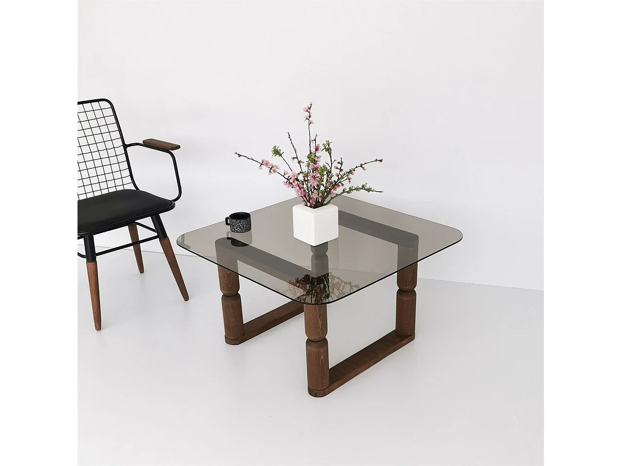 Table basse carré Mizdar 80x80cm Bois massif foncé et Verre fumé