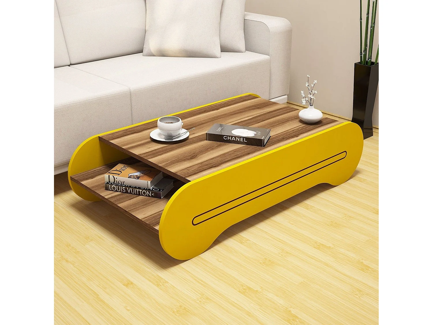 Mesa de Centro Boémia em Nogueira e Amarelo - Estilo e Funcionalidade