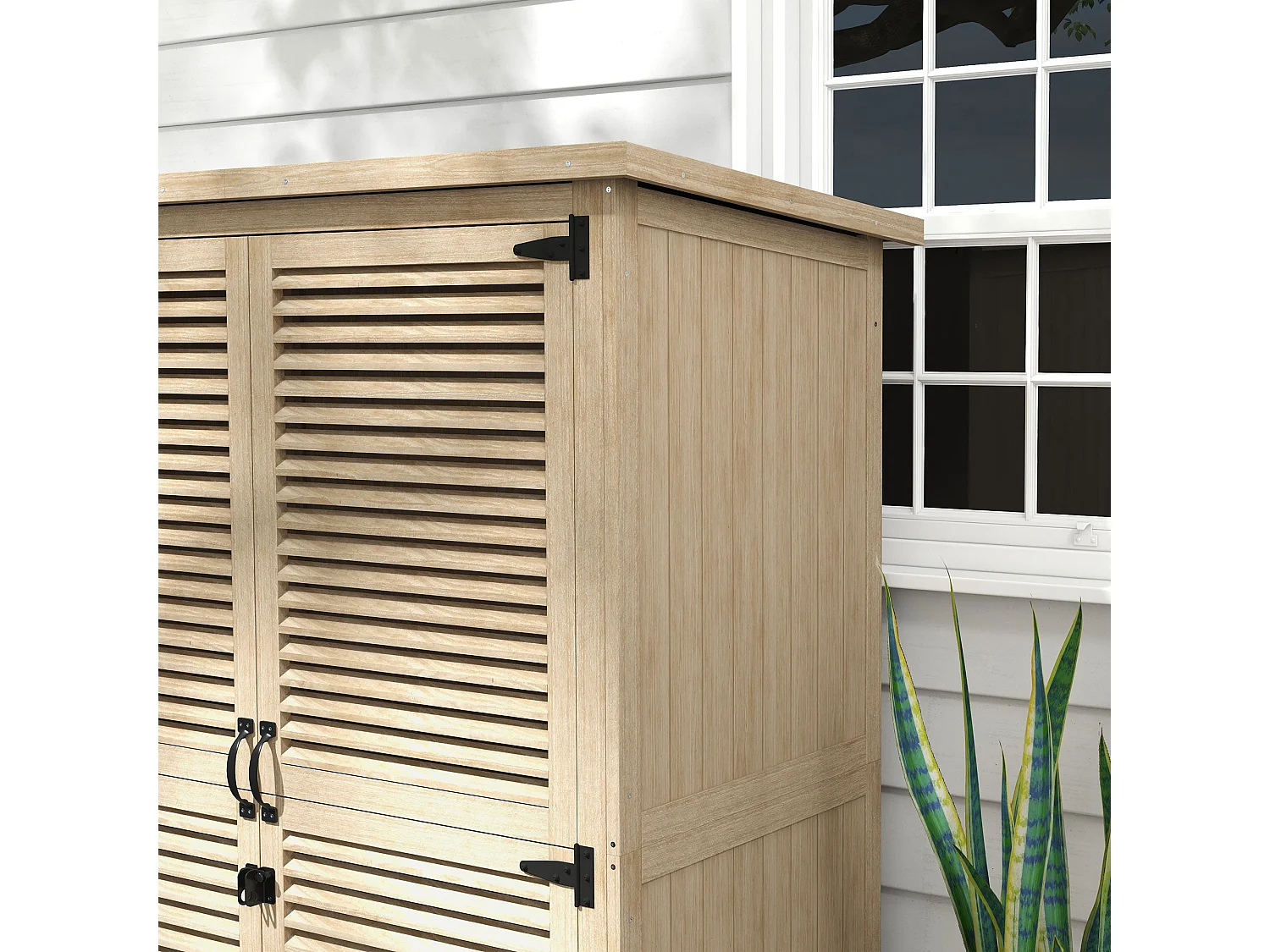 Outsunny Armário de Jardim de Madeira 0,83 m² 127x65x168 cm Armário Exterior de Madeira com 2 Portas de Persiana 2 Prateleiras 2 Alças e Telhado Impermeável Natural