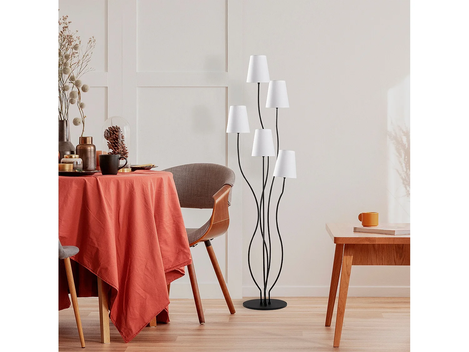 Candeeiro de Pé Moderno Bonibon - Elegância e Sofisticação para Sua Casa