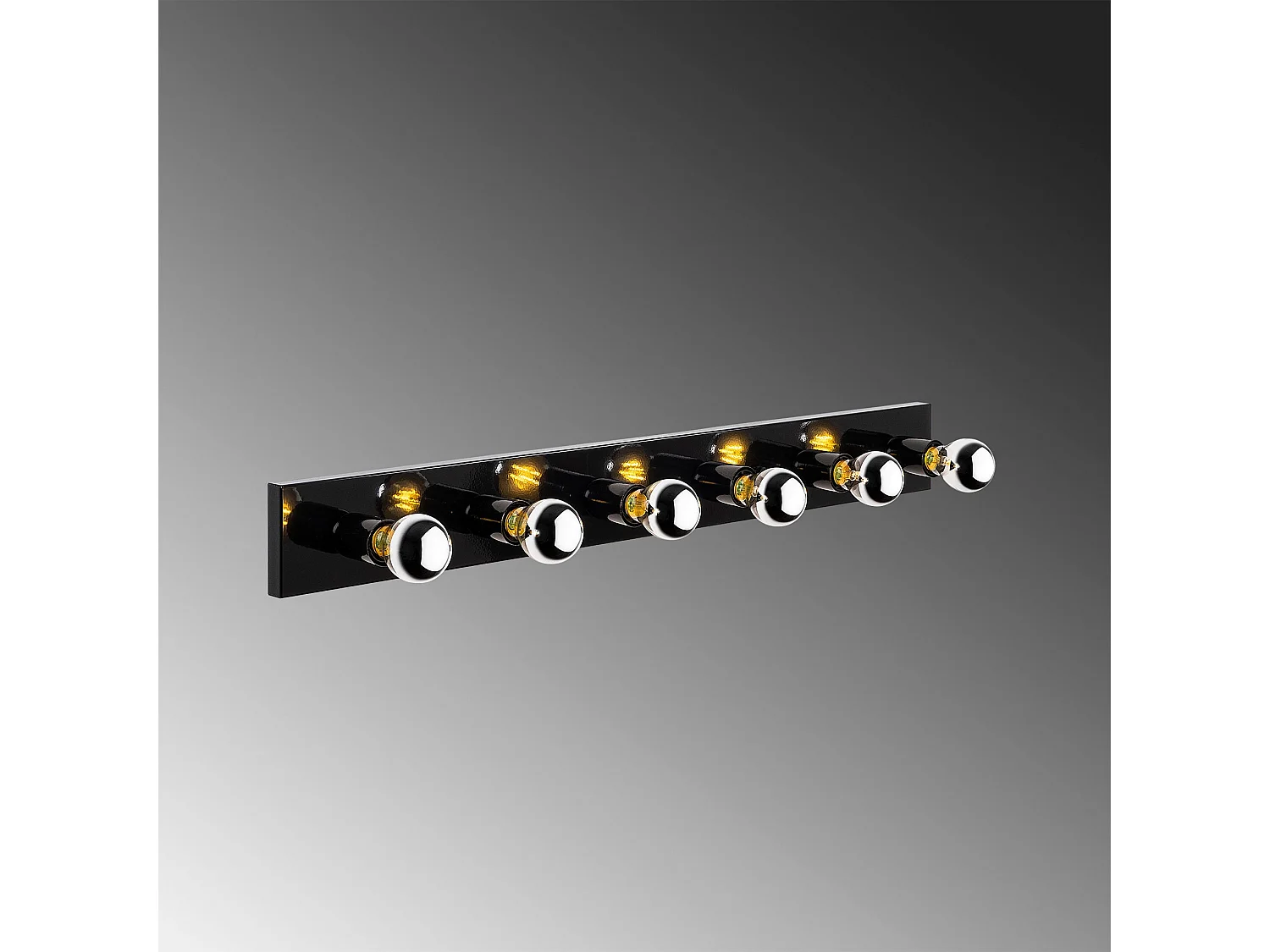 Candeeiro de Parede Preto e Dourado - Elegância e Sofisticação para o Seu Espaço