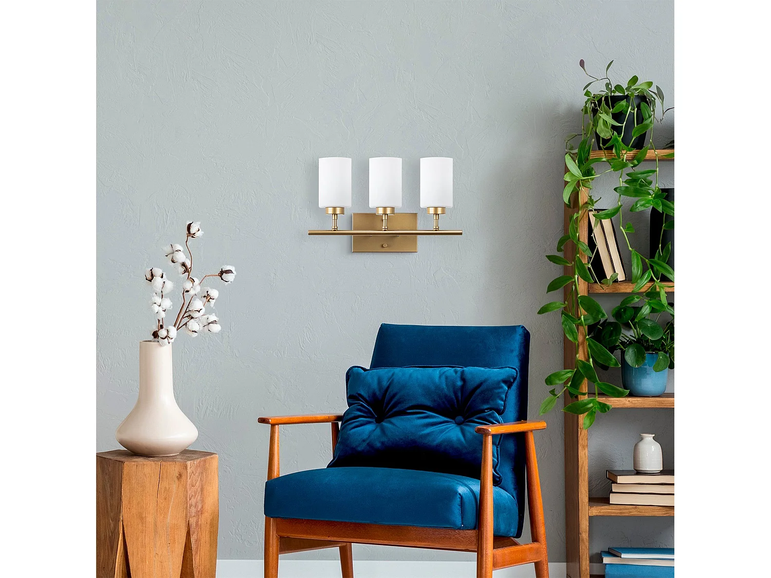 Applique murale 3 lampes Abbas Métal Or et Verre opaque Blanc