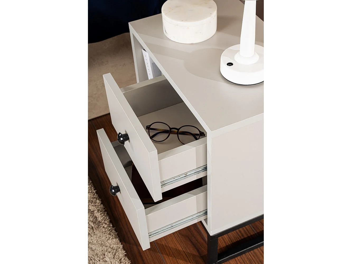 Table de chevet 2 tiroirs Franko L45,2xH50cm Bois Gris et Métal Noir