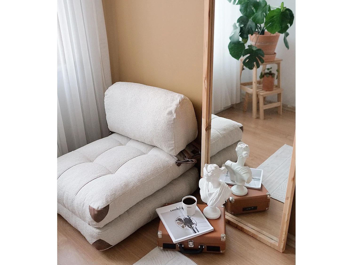 Gezellige 1-zits slaapbank, crèmekleurige Teddy stof, 80 x 70 x 60 cm | 100% polyester, comfortabele hoogte van 24 cm, om te bouwen tot een