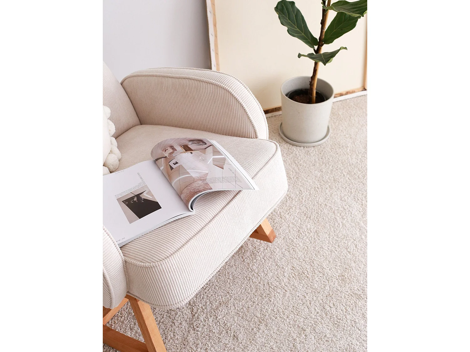 Elegancki fotel, biały aksamit, 78 x 91 x 75 cm | 100% poliester, rama bukowa, elegancki i wygodny do nowoczesnych przestrzeni