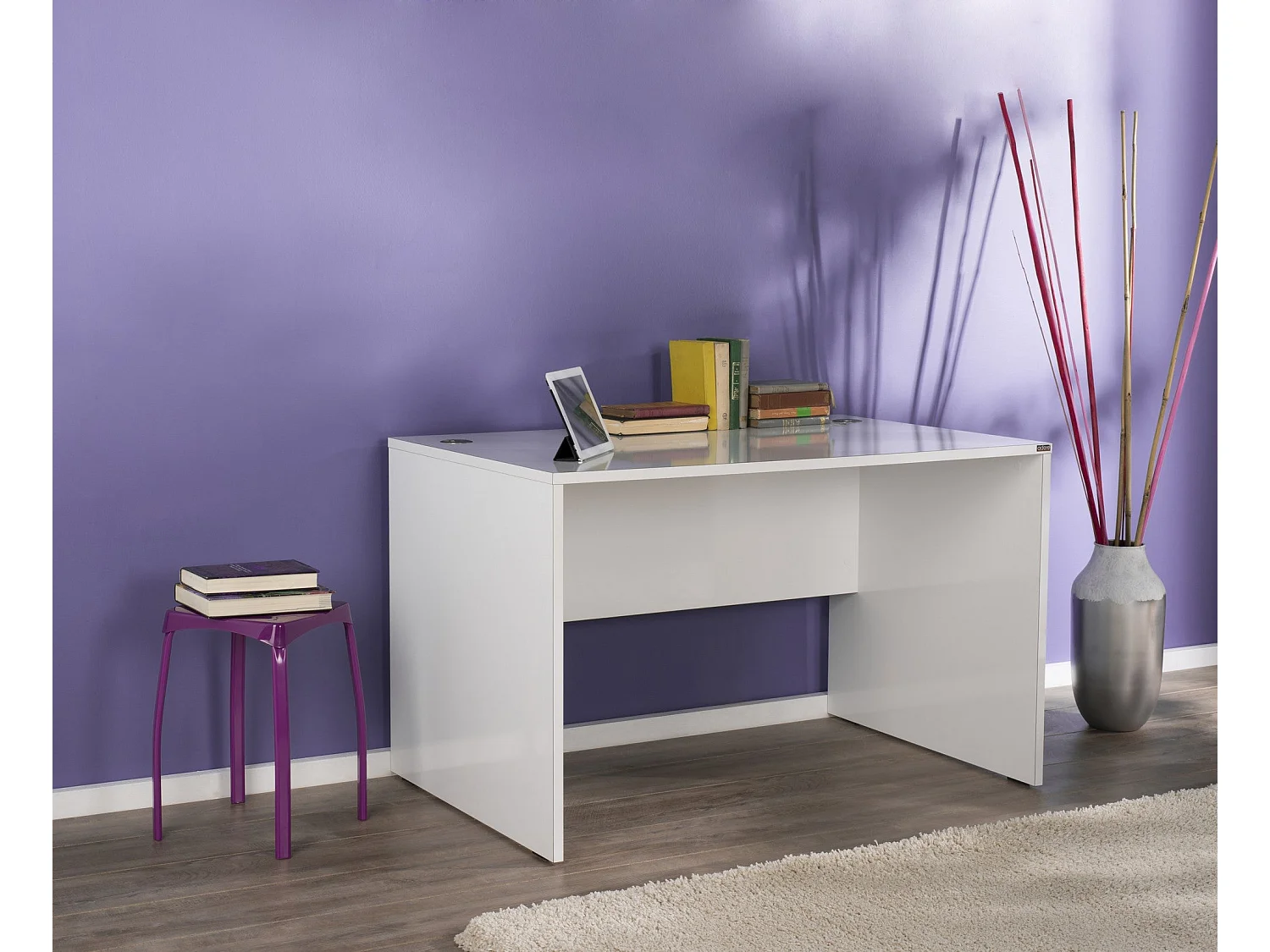 Secretária Moderna Simple - 120 cm Branco - Design Funcional para Estudo e Trabalho