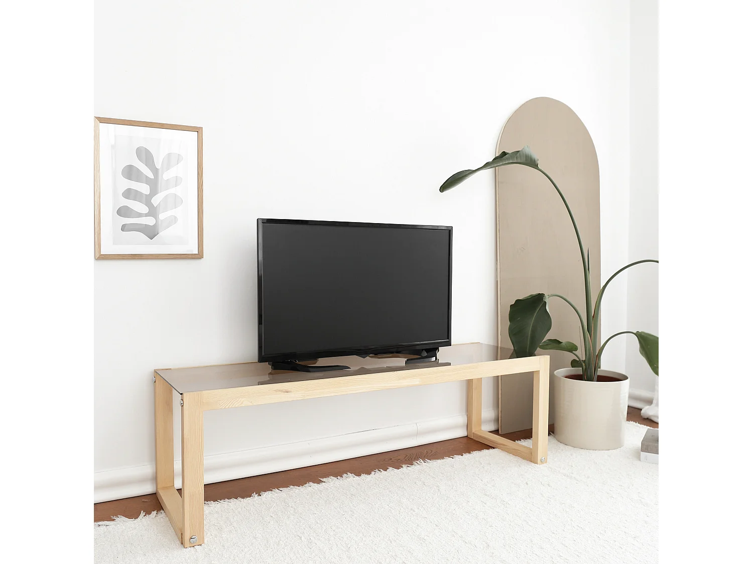 Mobile porta TV moderno, 130 cm, 100% legno massello di pino e vetro temperato, spessore 6 mm | Montabile a parete, design rustico scandinavo, finitura naturale