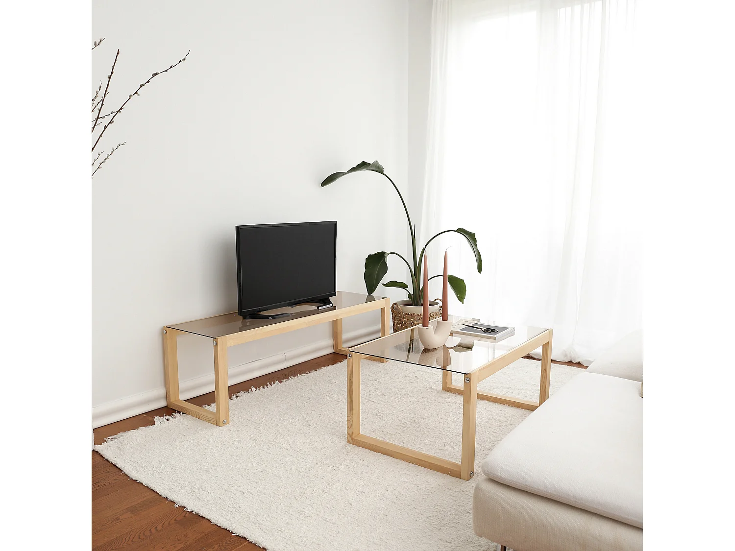 Mobile porta TV moderno, 130 cm, 100% legno massello di pino e vetro temperato, spessore 6 mm | Montabile a parete, design rustico scandinavo, finitura naturale