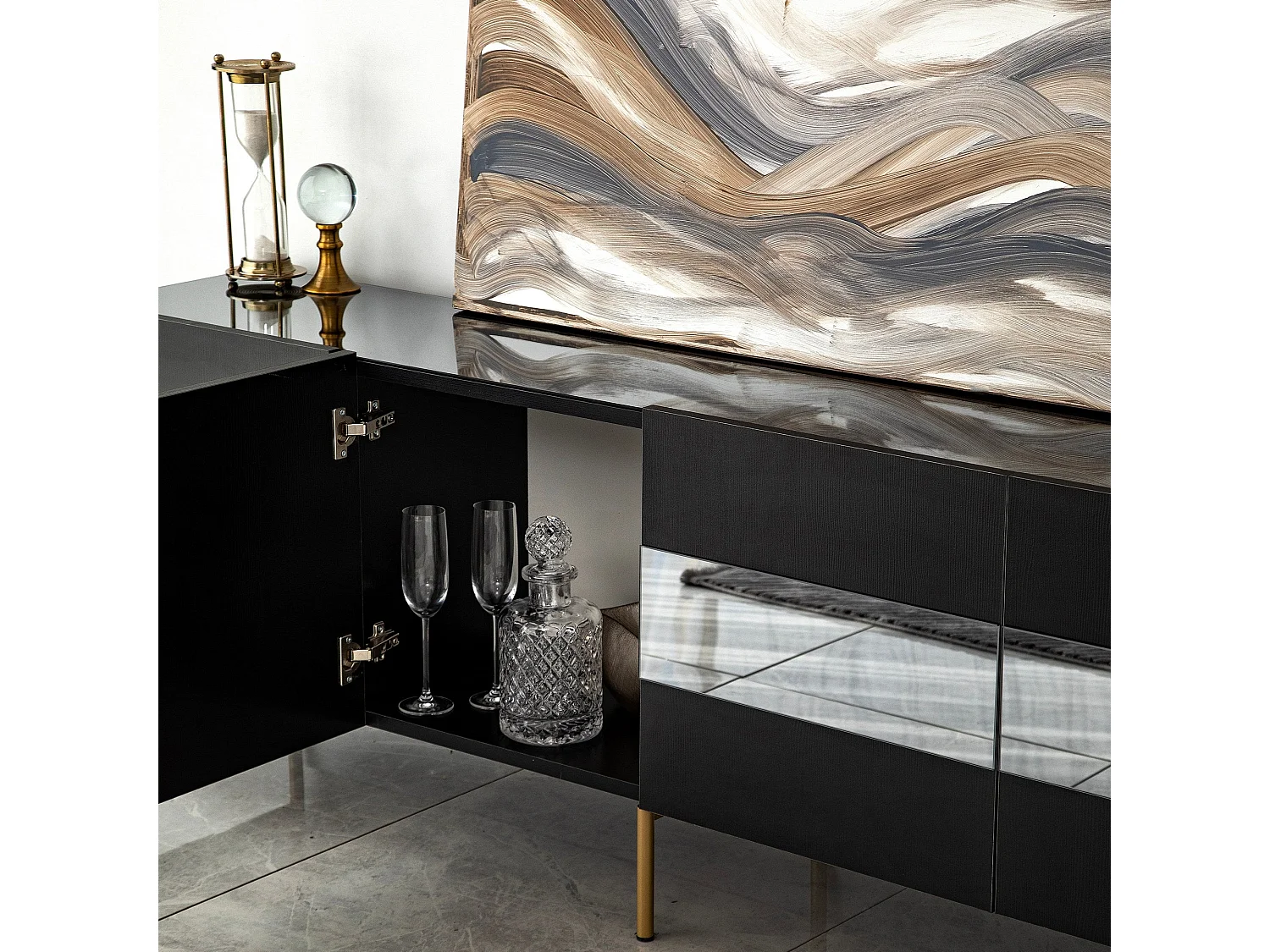 Meuble TV élégant doré et fumé, 180 x 59 x 35 cm | Panneau de particules 100 % mélaminé, épaisseur 18 mm | Élégant et fonctionnel pour un salon moderne