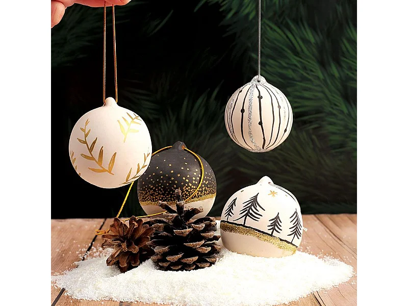 DIYSet 4 Weihnachtskugeln aus Keramik