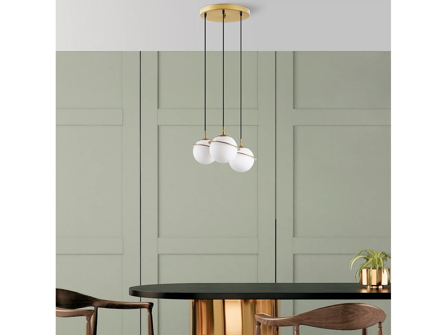 Candeeiro Elegante Hug - Design Luxuoso em Dourado