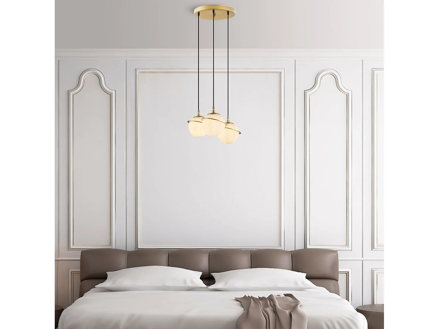 Candeeiro Elegante Hug - Design Luxuoso em Dourado