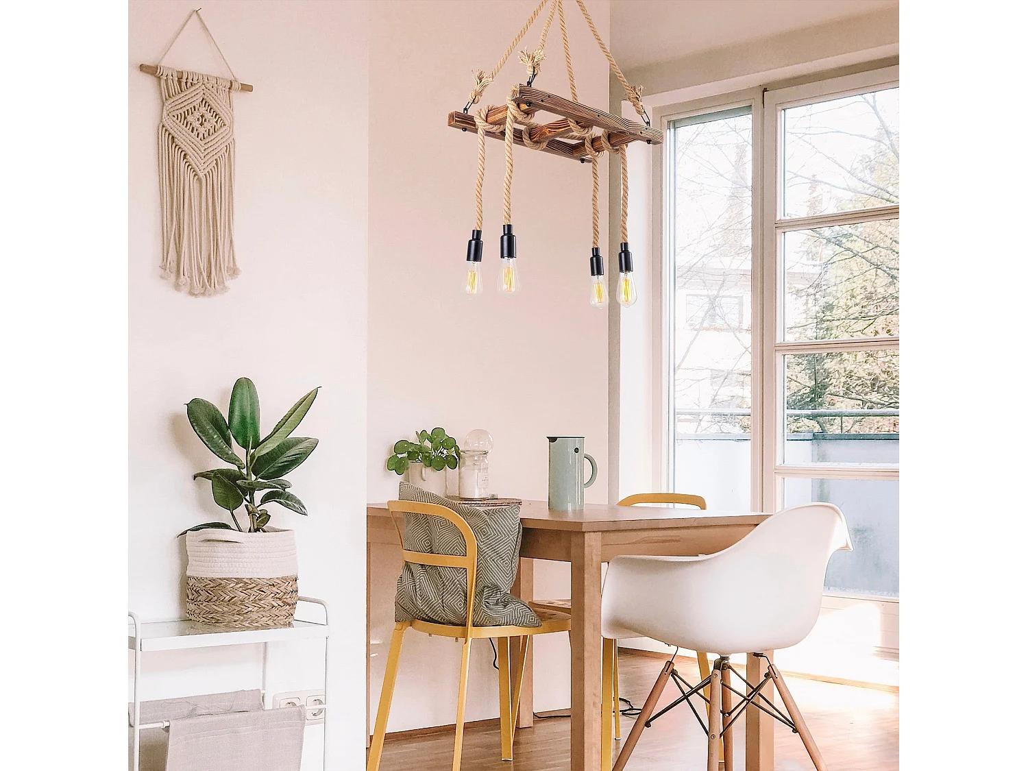 Candeeiro de Madeira Erebos 102-AV - Elegância e Sofisticação para o Seu Espaço