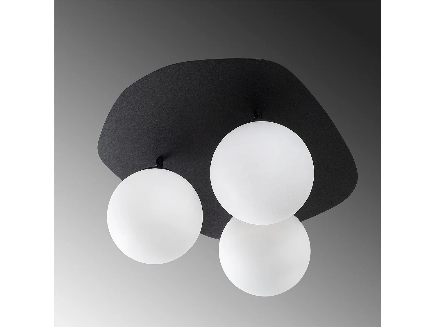 Candeeiro Preto e Branco Elegante - Design Moderno para o Seu Espaço