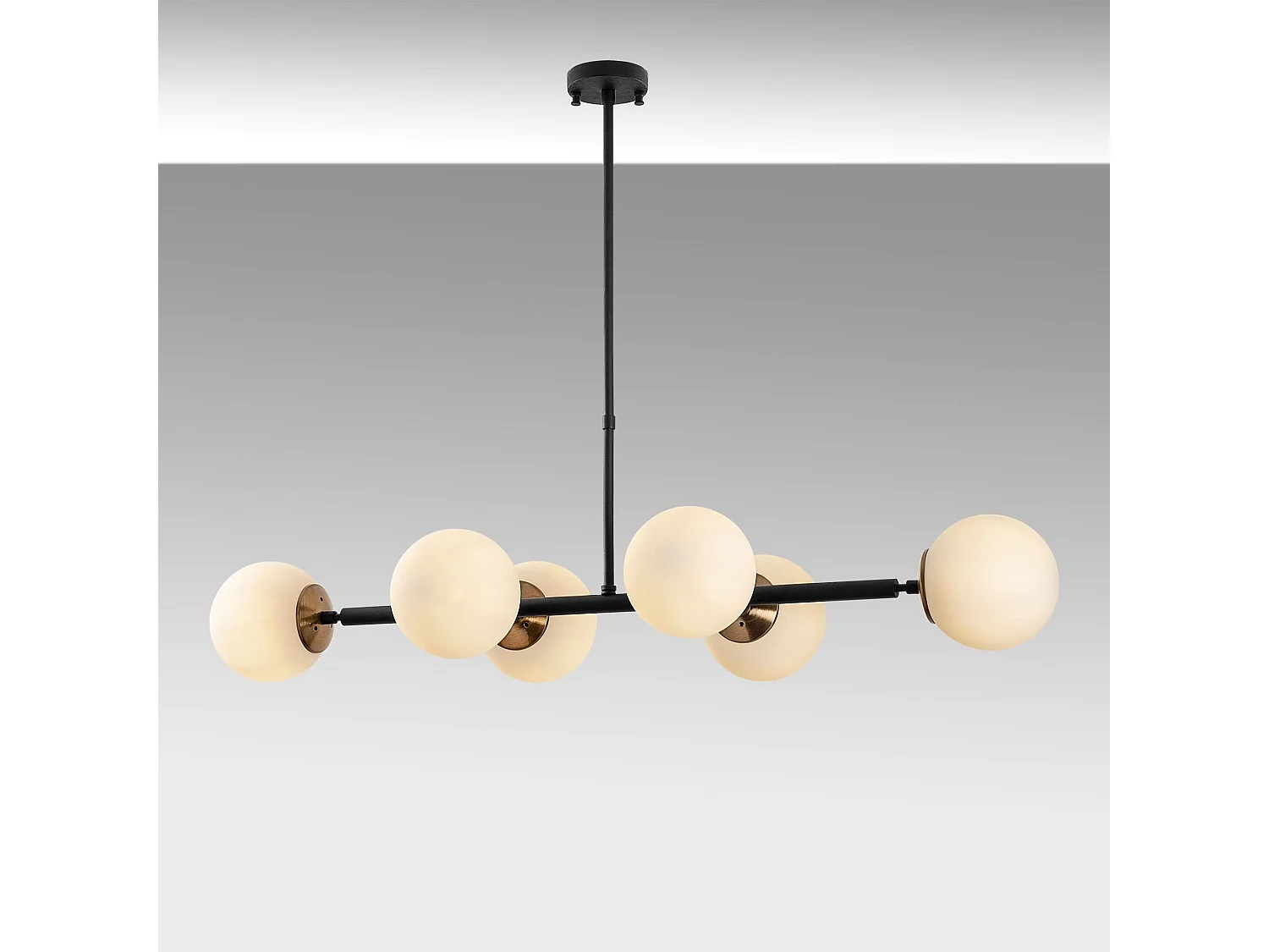 Candeeiro Fazli - 10485: Iluminação Elegante para o Seu Espaço