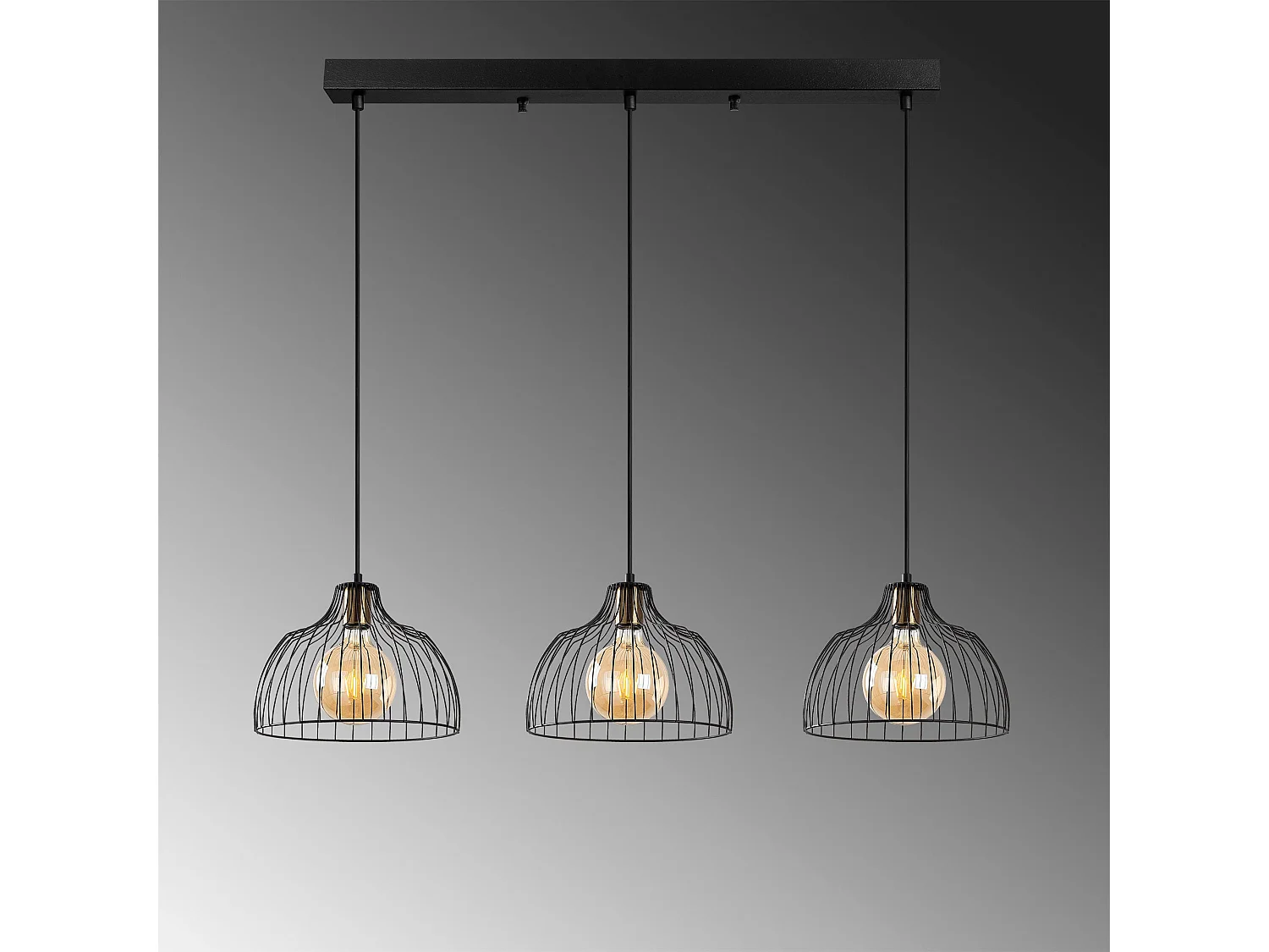 Candeeiro de Metal Kozan - Elegância e Estilo para o Seu Espaço