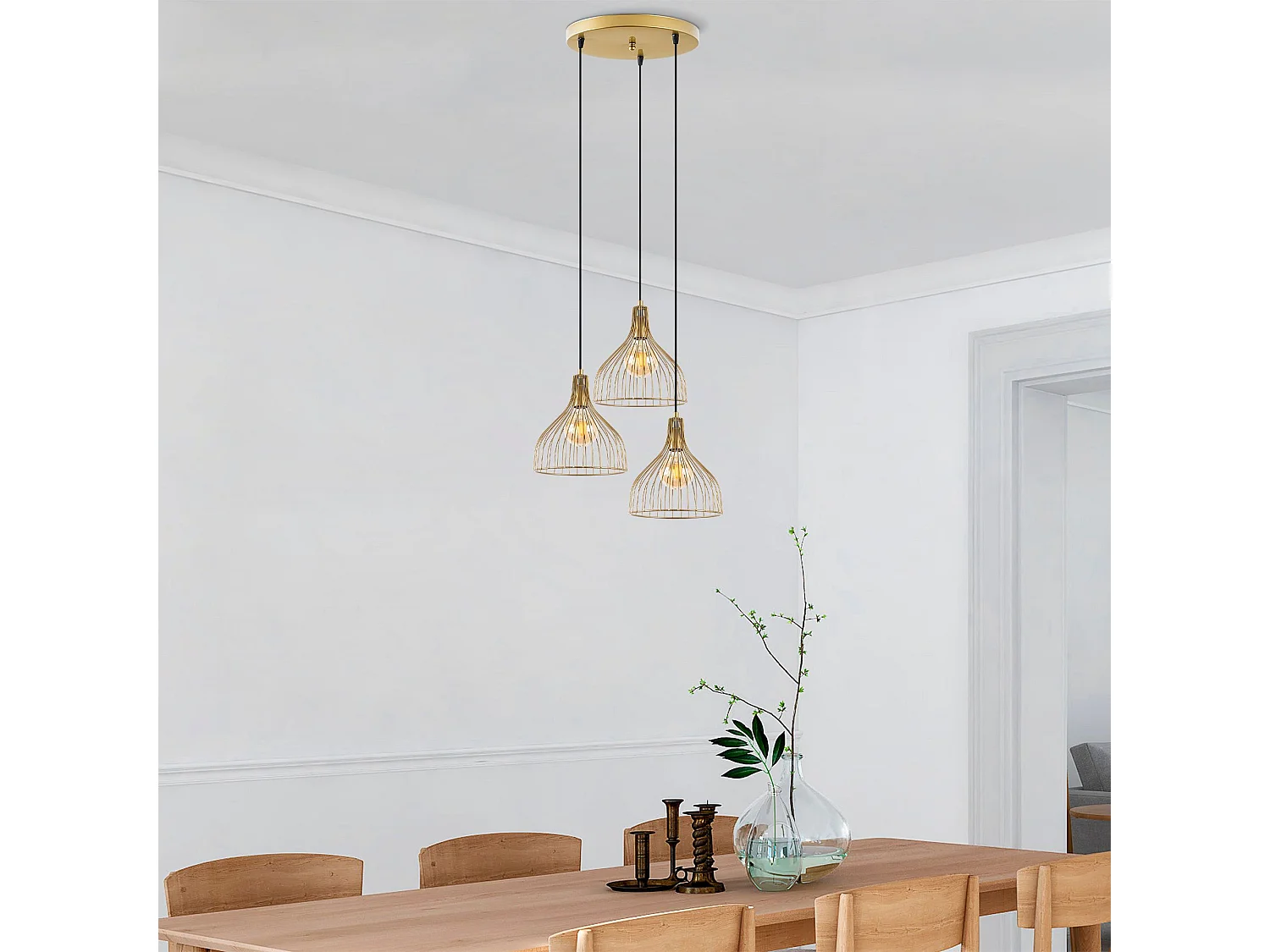 Candeeiro Dourado Elegante Cafu - Design Moderno e Sofisticado