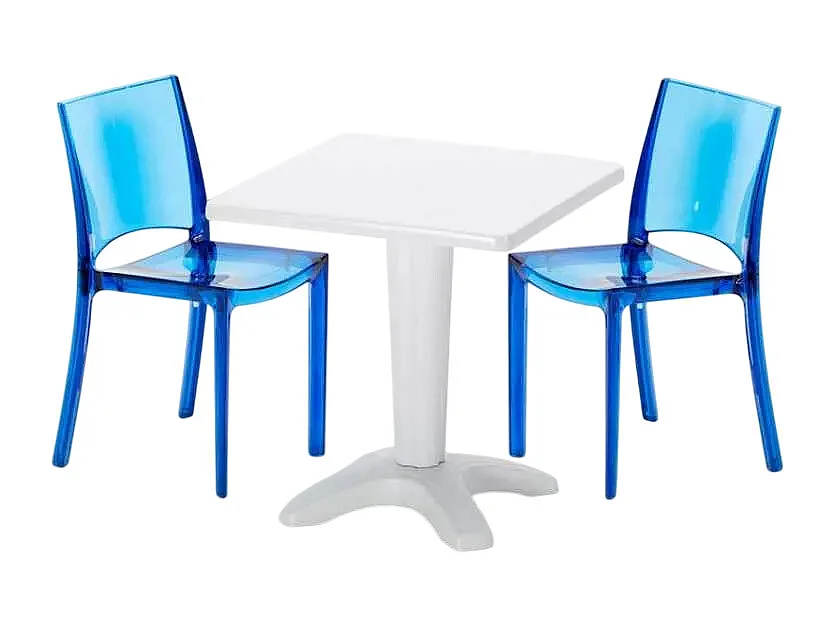 Tisch Quadratisch mit 2 Bunten Polycarbonat Outdoor Stühlen Grand Soleil Cafè