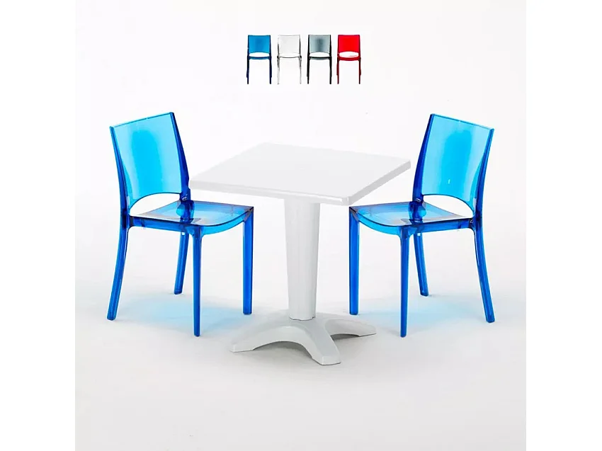 Tisch Quadratisch mit 2 Bunten Polycarbonat Outdoor Stühlen Grand Soleil Cafè