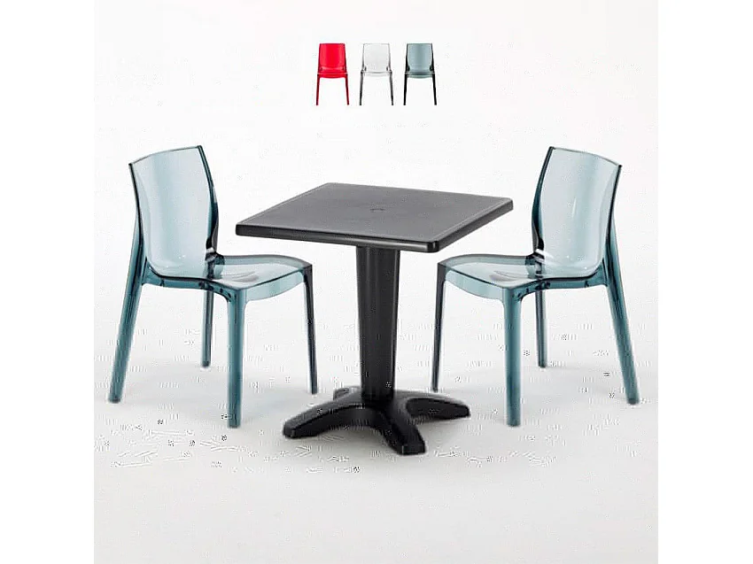 Tisch Quadratisch mit 2 Bunten Polycarbonat Outdoor Stühlen Grand Soleil Cafè