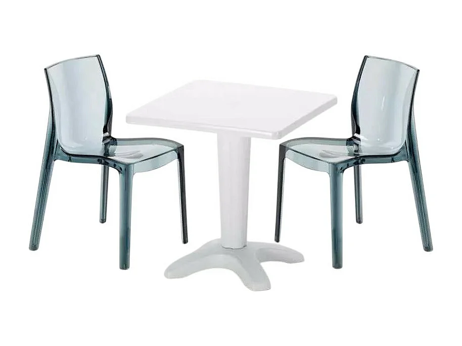 Tisch Quadratisch mit 2 Bunten Polycarbonat Outdoor Stühlen Grand Soleil Cafè