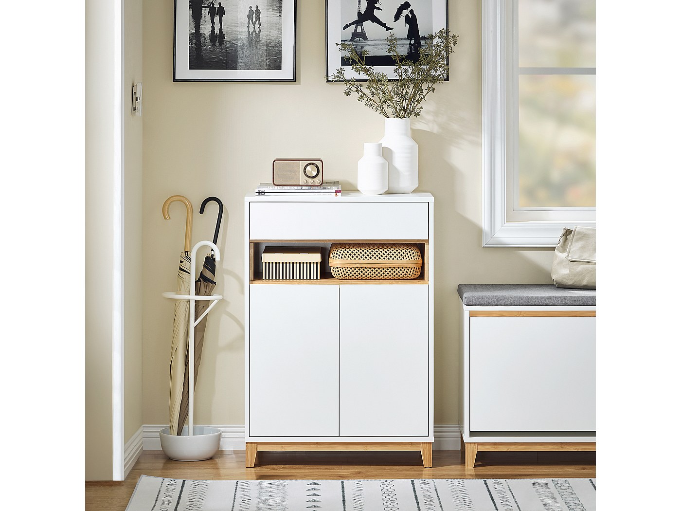 SoBuy HFSB02-SCH Laag dressoir, ladekast, dressoir voor keuken, eetkamer, woonkamer, entree met kast, 1 deur en 3 laden, 114 x 40 x 83 cm, Notr-Natural