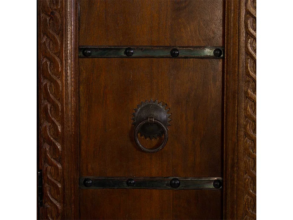 Armário de madeira artesanal 116x45x203h cm