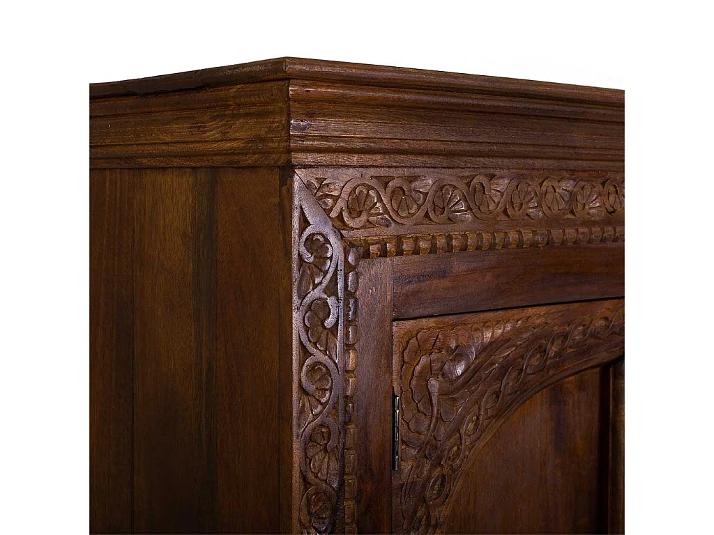 Armario de madera acabado artesanal 116x45x203