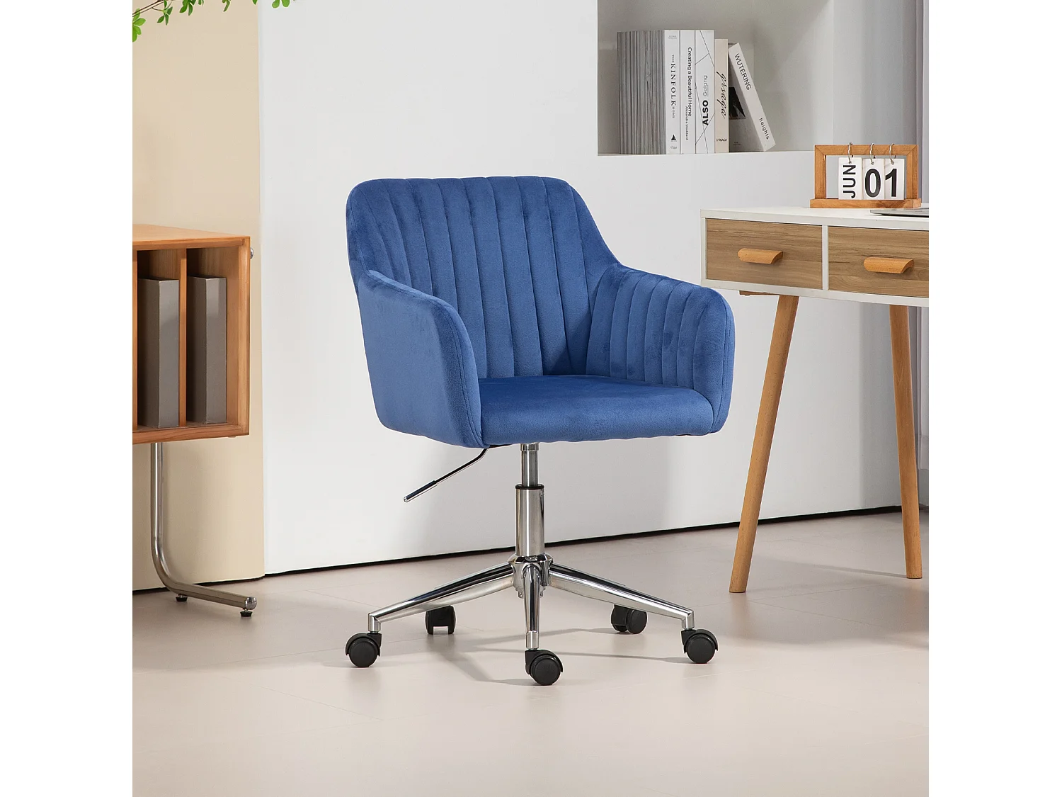 Chaise de bureau SVITA OLIVER, réglable en hauteur, revêtement en velours bleu