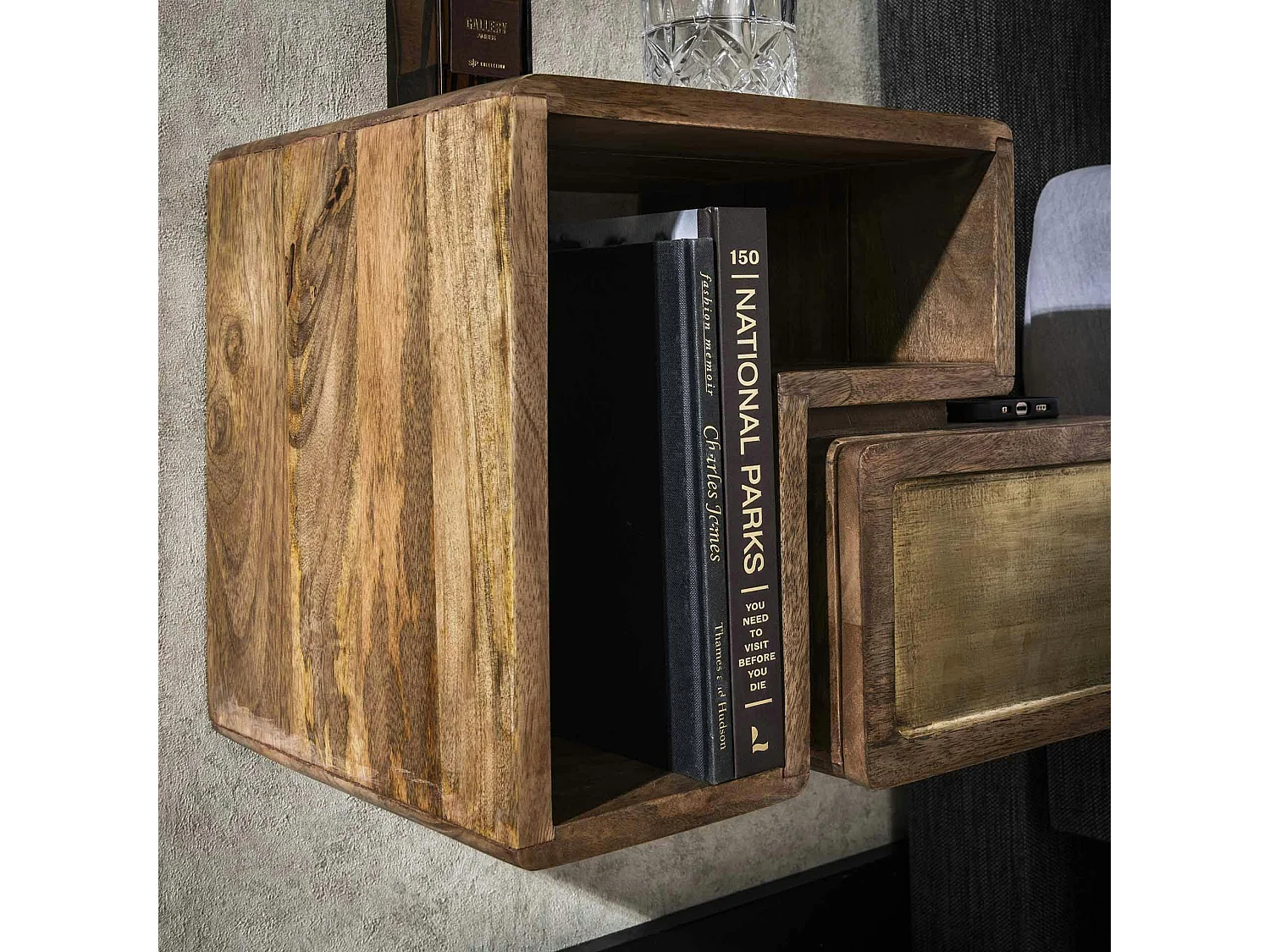 Table de nuit murale 2 blocs en bois finition cuivrée (lot de 2) VARA