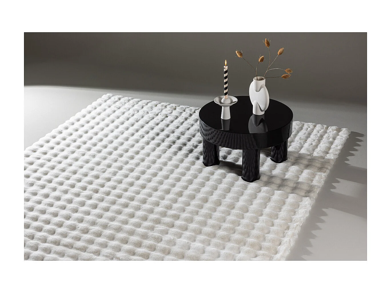 Tapis Imitation Fourrure "Novis" 200x290cm Blanc