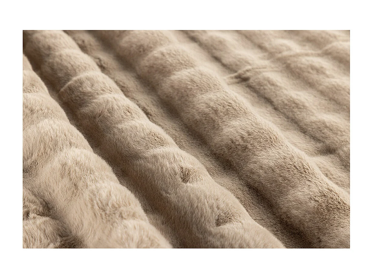 Tapis Imitation Fourrure "Novis" 200x290cm Beige