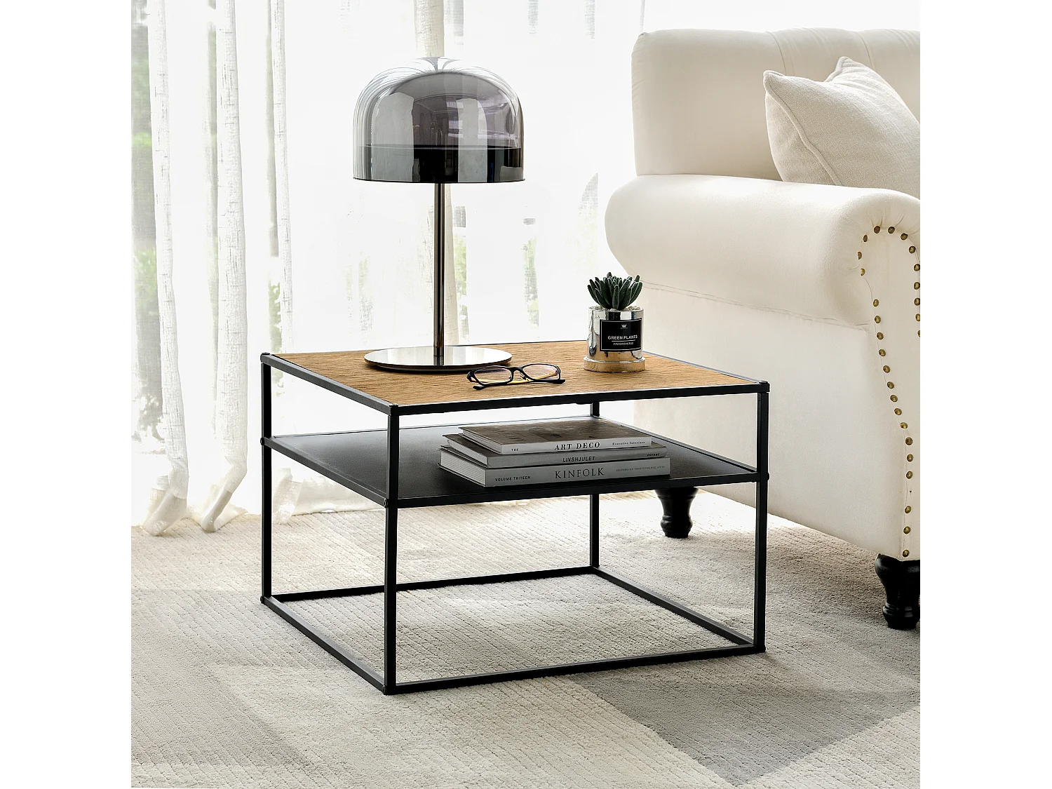 Table basse carrée Quinisut avec espace de stockage 40 x 55 x 55 cm noir effet bois [en.casa]