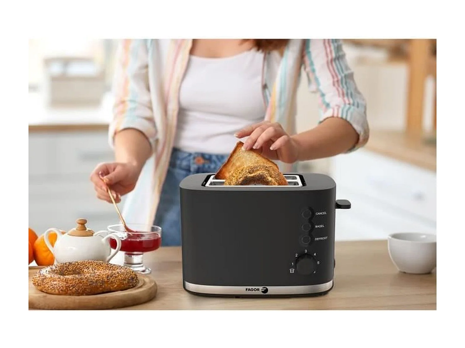 Grill Pain - FAGOR - FG250 - 4 fonctions : Bagel, Réchauffage, Annulation, Décongélation