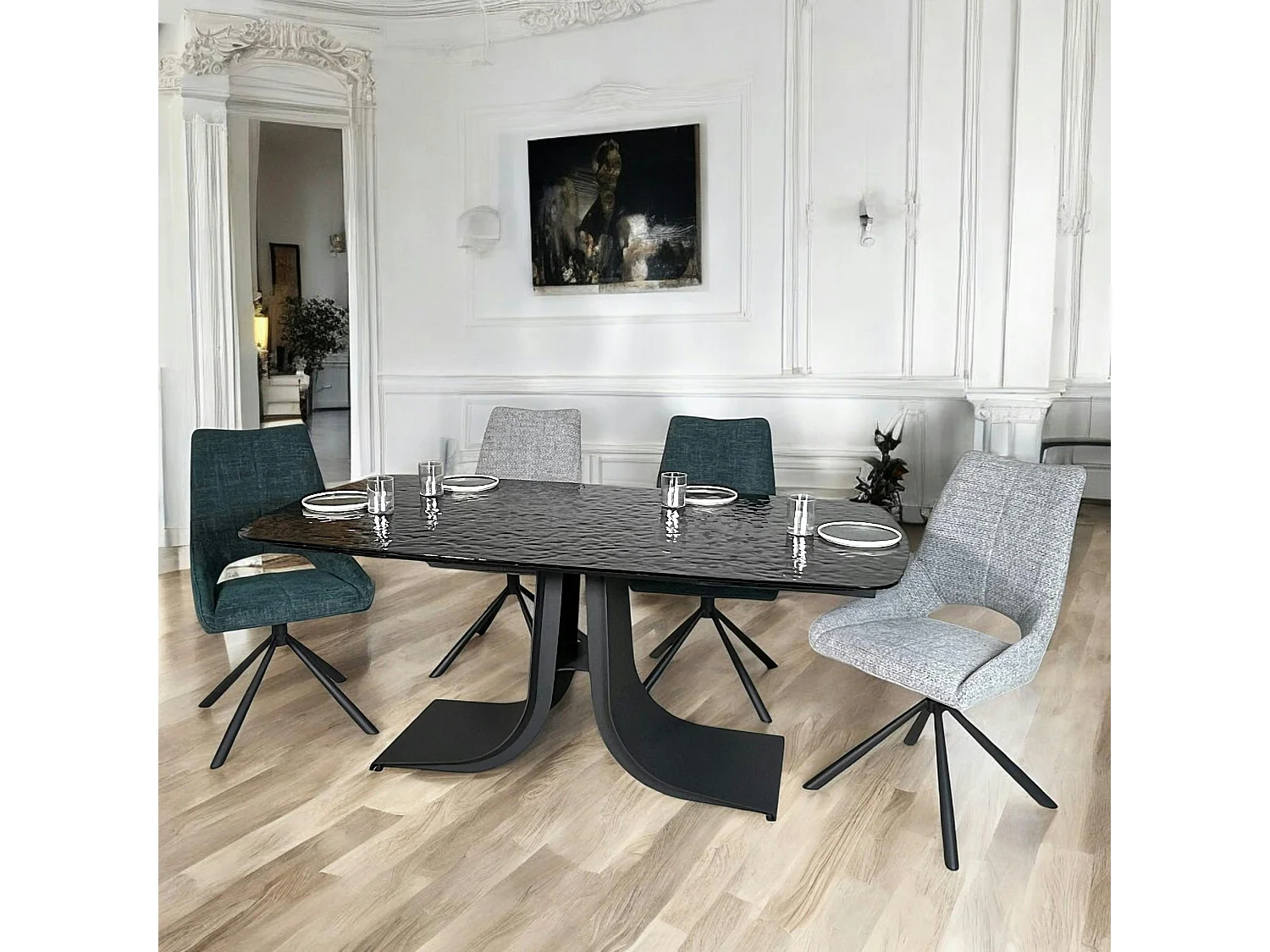 Table en verre ondulé noir extensible 180-260 cm LIGURIE
