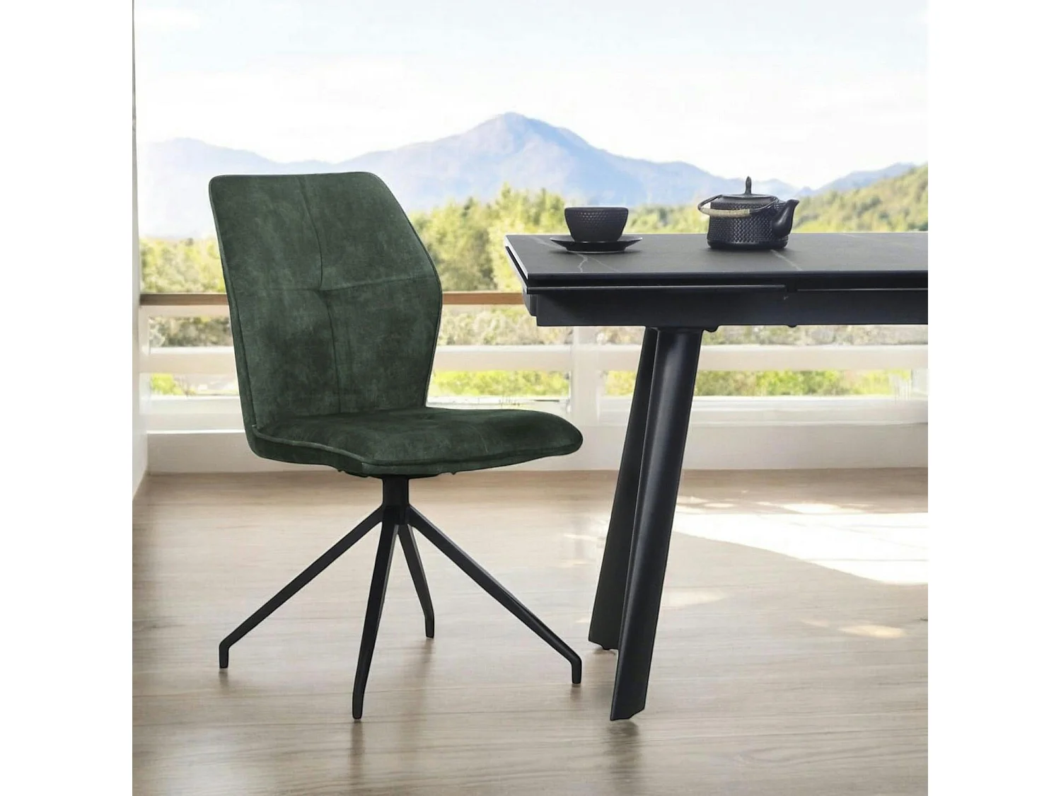 Chaise pivotante vert en velours patiné avec poignée (lot de 2) LOMBARDIE