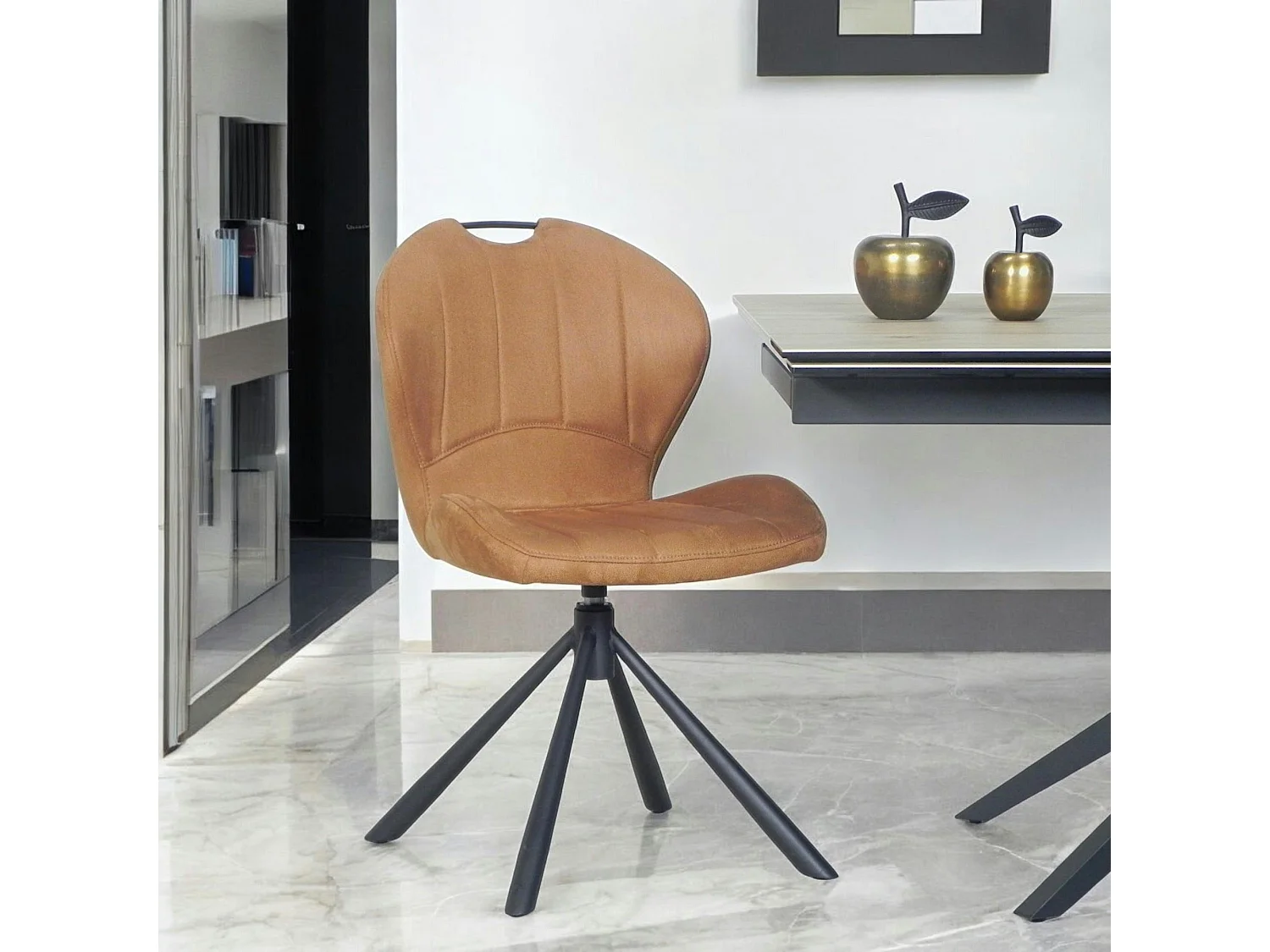 Chaise pivotante caramel avec dossier courbe, (lot de 2) LOMBARDIE