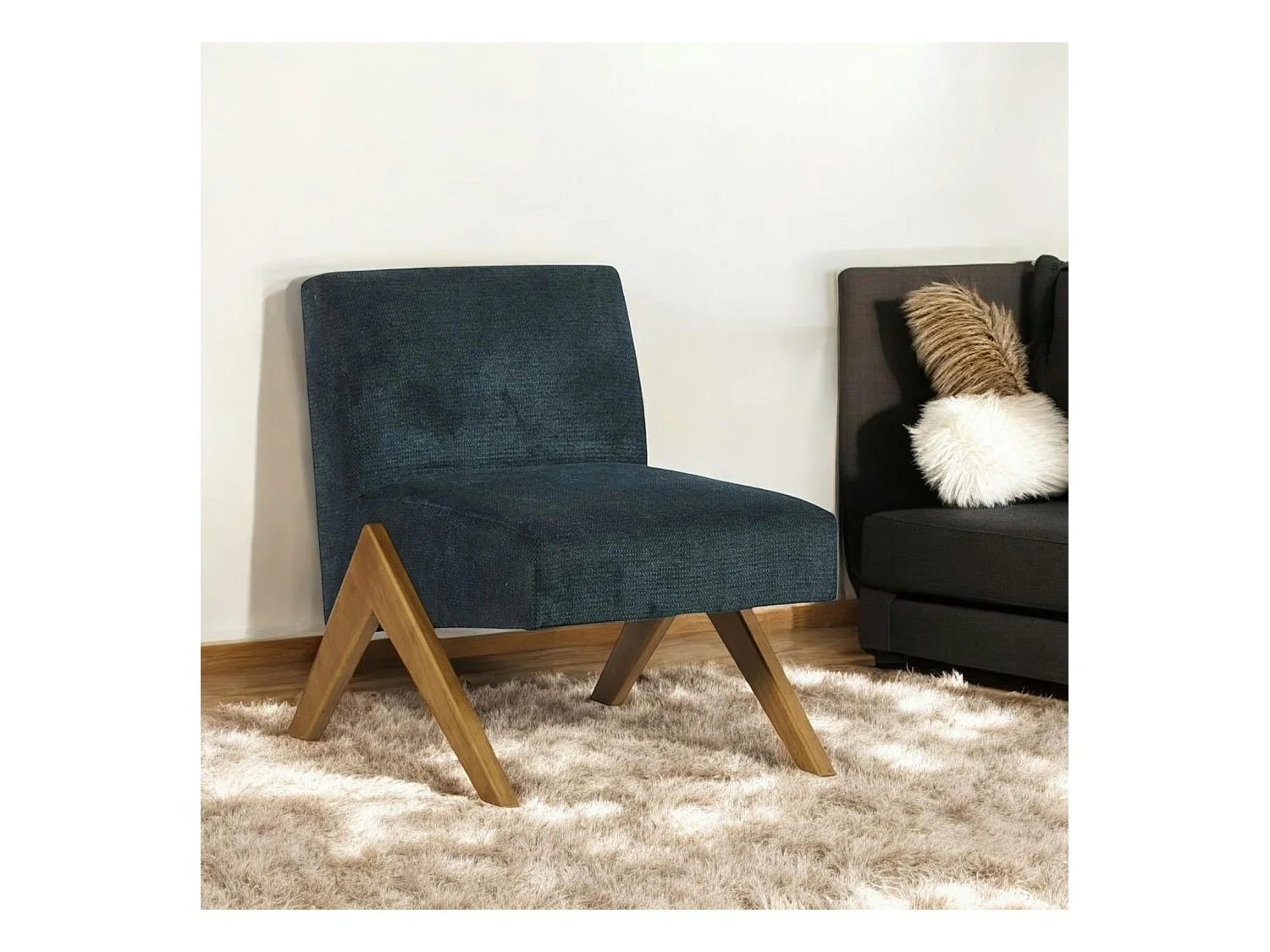 Fauteuil de salon bois et velours bleu SOHO