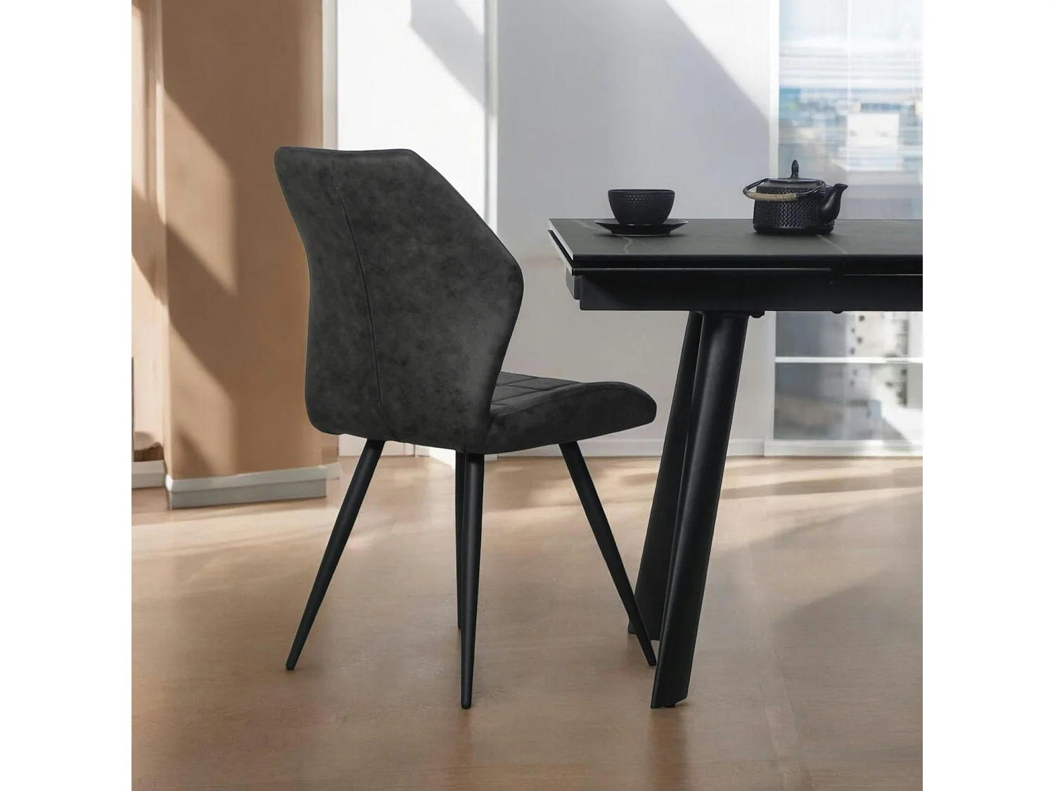 Chaise anthracite motif damier (lot de 2) LOMBARDIE