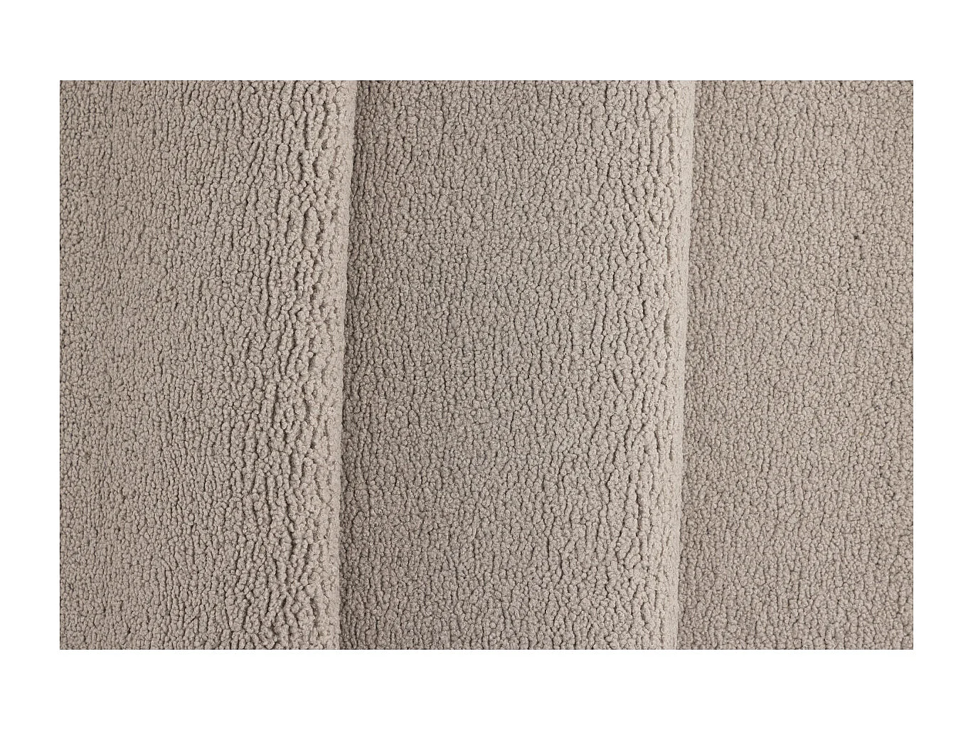 Teddy vloerkleed 200x290 cm beige.